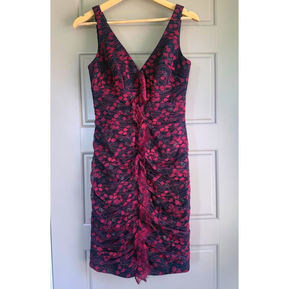 CARMEN MARC VALVO Collection red navy blue sleeveless metallic cocktail dress